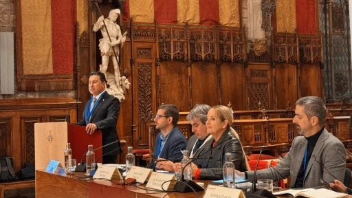 BAŞKAN ARAS BARSELONA'DAKİ MEDCİTİES GENEL KURULU'NDA KONUŞTU