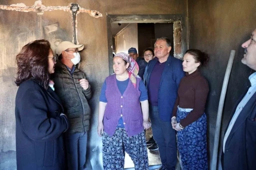 Başkan Aras K&ouml;ksal yangında evleri hasar g&ouml;ren aileyi ziyaret etti

