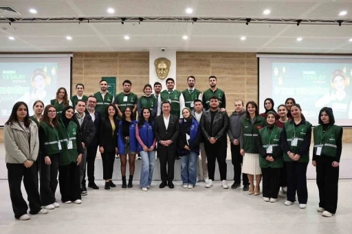 Başkan Aras: "Ata mirası kurumlarımıza sahip &ccedil;ıkmamız gerekir"
