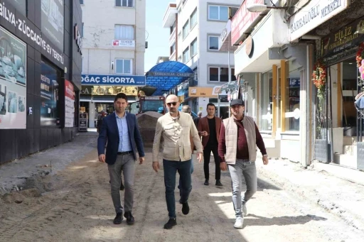 Başkan Arıkan, yol yapım çalışmalarını yerinde inceledi
