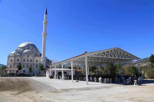 Başkan Arslan, Çameli’yi sosyal tesislerle donattı
