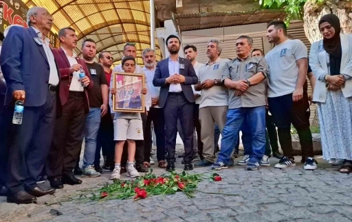 Başkan Ateş vurulduğu yerde anıldı
