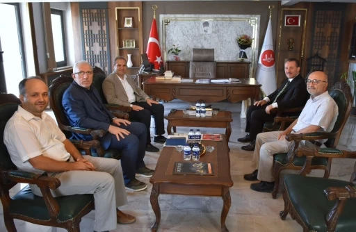 Başkan Aykut Dilsiz’den Müftü Ahmet Dilek’e ziyaret

