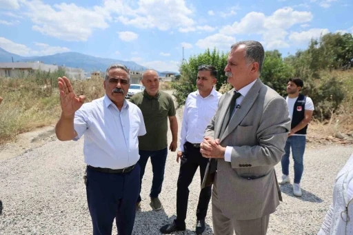 Başkan Balaban mahallenin taleplerini yerinde dinledi
