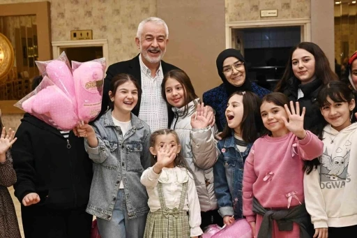 Başkan Başdeğirmen, &ccedil;ocuklarla iftarda buluştu
