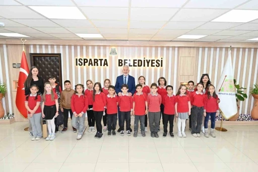 Başkan Başdeğirmen: &quot;Sizler ülkemizin geleceğisiniz&quot;
