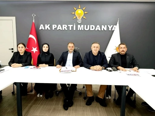 Başkan Bayrak: &quot;Zabıtanın baskısı esnafı usandırdı&quot;

