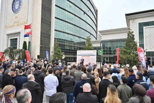 Başkan Bozbey, Büyükşehir ailesiyle bayramlaştı
