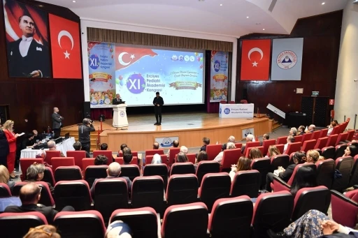 Başkan B&uuml;y&uuml;kkılı&ccedil;, 11. Erciyes Pediatri Akademisi Kongresi&rsquo;nde hekimlerle buluştu
