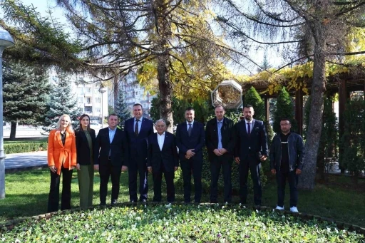 Başkan Büyükkılıç, Bosna-Hersek heyetine turizm şehri Kayseri’yi anlattı
