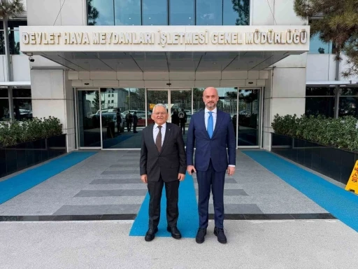 Başkan B&uuml;y&uuml;kkılı&ccedil;, DHMİ Genel M&uuml;d&uuml;r&uuml; &Ccedil;akmak&rsquo;ı ziyaret etti

