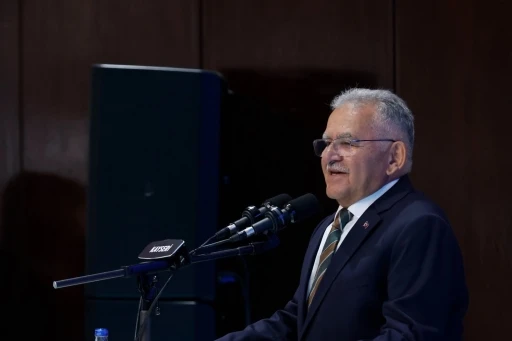 Başkan B&uuml;y&uuml;kkılı&ccedil;, Erciyes Zirvesi&rsquo;nde Kayseri&rsquo;nin su master planını anlattı
