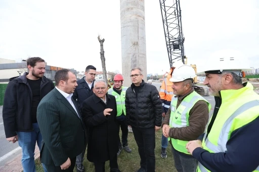 Başkan B&uuml;y&uuml;kkılı&ccedil;, Kartal Katlı Kavşağı Projesi&rsquo;ni sahada inceledi
