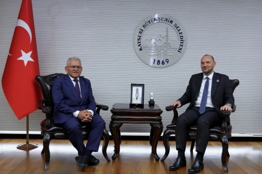 Başkan Büyükkılıç, MÜSİAD Genel Başkanı Özdemir’i ağırladı
