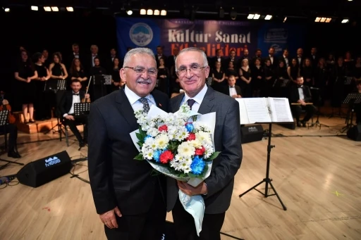 Başkan B&uuml;y&uuml;kkılı&ccedil;: ""K&uuml;lt&uuml;r olmadan olmaz, sanat olmadan olmaz"
