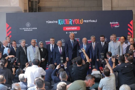Başkan B&uuml;y&uuml;kkılı&ccedil;: "T&uuml;rk D&uuml;nyası K&uuml;lt&uuml;r Başkenti Kayseri, T&uuml;rkiye K&uuml;lt&uuml;r Yolu Festivali&rsquo;ne hazır"
