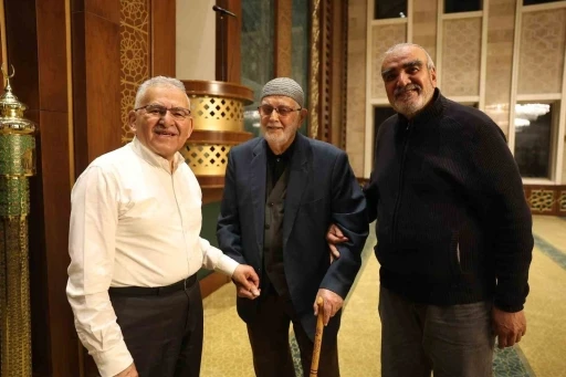Başkan Büyükkılıç, Ramazan boyunca Kayserililerle gönül birliği kuruyor
