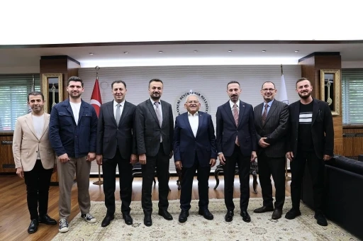 Başkan Büyükkılıç’tan ‘2025 Türkiye Kültür Yolu Festivali’ istişaresi
