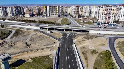 Başkan B&uuml;y&uuml;kkılı&ccedil;&rsquo;tan m&uuml;jde: Kartal Kavşağı alternatif yolumuzu a&ccedil;tık"
