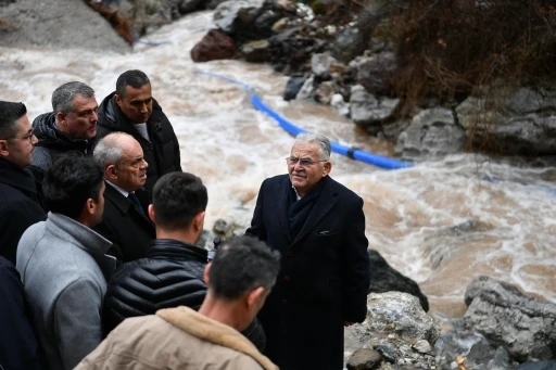 Başkan B&uuml;y&uuml;kkılı&ccedil;&rsquo;tan Yahyalı&rsquo;ya &rsquo;ge&ccedil;miş olsun&rsquo; ziyareti
