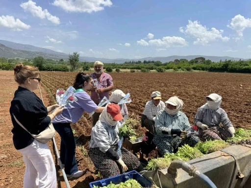 Başkan Büyükyapıcı, anneleri unutmadı
