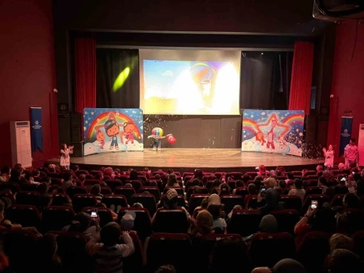 Başkan &Ccedil;er&ccedil;ioğlu, vatandaşları k&uuml;lt&uuml;r ve sanatla buluşturuyor
