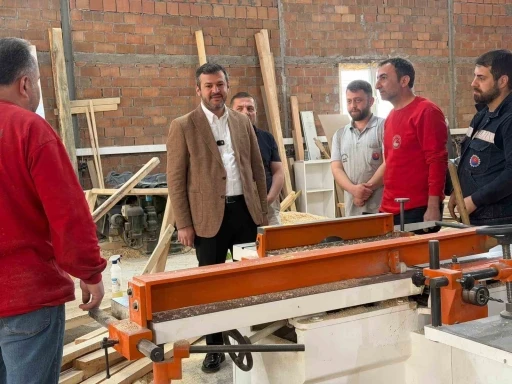 Başkan &Ccedil;etinkaya&rsquo;dan &uuml;retim hamlesi: Belediye marangozhanesinin kapasitesi 3 kat arttı
