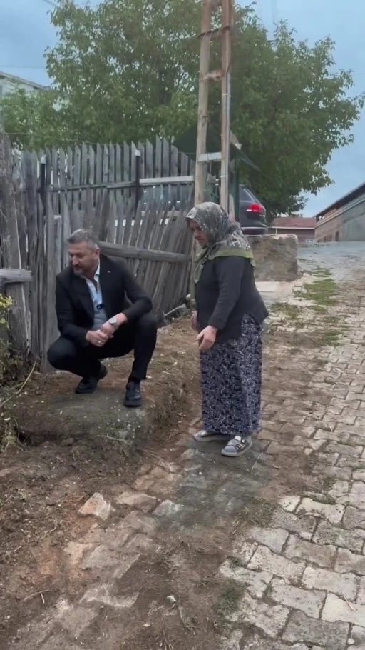 Başkan Civa’nın samimi tavırları sosyal medyada ilgi görüyor

