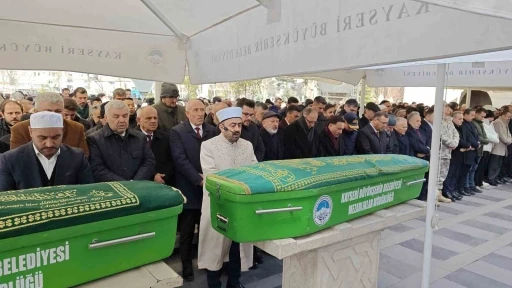 Başkan &Ccedil;olakbayrakdar&rsquo;ın babası toprağa verildi
