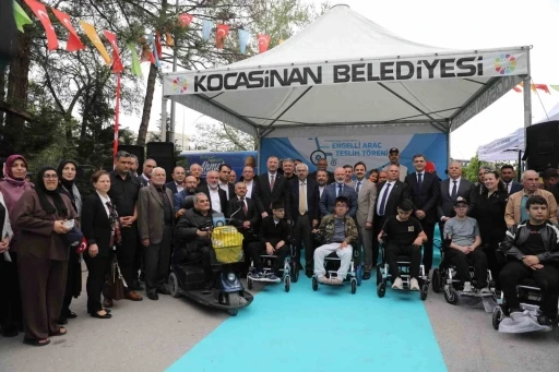 Başkan &Ccedil;olakbayrakdar: "Engelli vatandaşlarımız bizin i&ccedil;in ayrıcalıktır"
