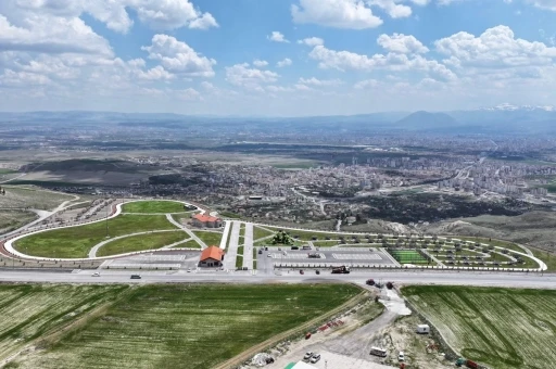 Başkan &Ccedil;olakbayrakdar: "Erciyes manzaralı millet bah&ccedil;esi, doğa, manzara ve huzurun buluştuğu yer"
