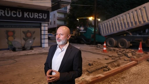 Başkan &Ccedil;olakbayrakdar; "Gece g&uuml;nd&uuml;z &ccedil;alışıyor, şehri geleceğe hazırlıyoruz"
