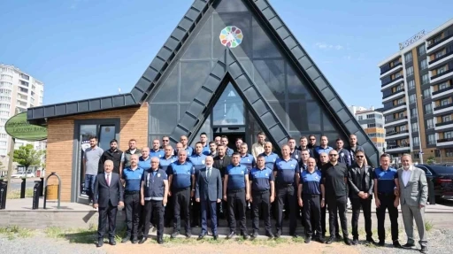 Başkan &Ccedil;olakbayrakdar: "Hemşehrilerimizin mutluluğu i&ccedil;in 7/24 &ccedil;alışmaya devam ediyoruz"
