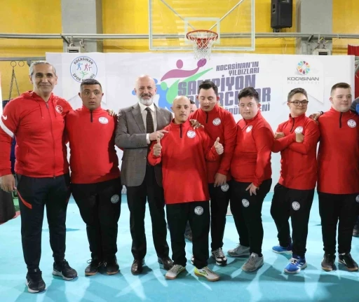 Başkan &Ccedil;olakbayrakdar: "Kocasinan&rsquo;ın altın &ccedil;ocuklarıyla gurur duyuyoruz"
