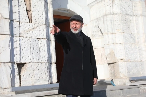 Başkan &Ccedil;olakbayrakdar: "&Ouml;d&uuml;ll&uuml; tarih projelerimiz, Kayseri&rsquo;nin ilk medresesiyle tanışacak"
