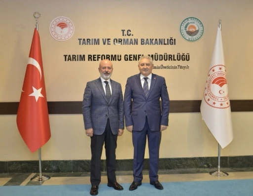 Başkan Çolakbayrakdar, &quot;Şehircilikte dönüşümle Kayseri’yi Türkiye’nin tarım üssü yapmak için yola çıktık&quot;
