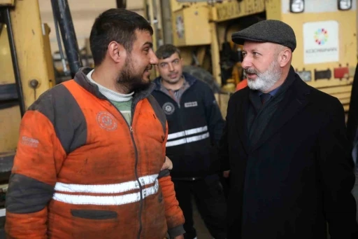 Başkan &Ccedil;olakbayrakdar: "Şehrimizin ihtiya&ccedil;larını fabrika gibi &ccedil;alışan kendi at&ouml;lyelerimizde &uuml;retiyoruz"
