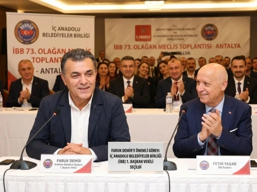 Başkan Demir, İ&ccedil; Anadolu Belediyeler Birliği 1. Başkan Vekili se&ccedil;ildi
