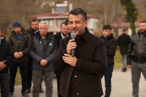 Başkan Doğan: "17 il&ccedil;emizde eşit hizmet ilkesi ile yol &ccedil;alışmalarımızı s&uuml;rd&uuml;r&uuml;yoruz"
