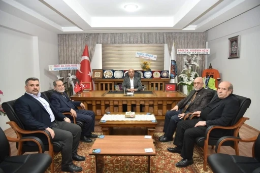 Başkan Dumandağ: "Elazığ&rsquo;ın kalkınması, kurumlarımızın ortak aklı ve birlikte hareket etmesiyle m&uuml;mk&uuml;n olacaktır"

