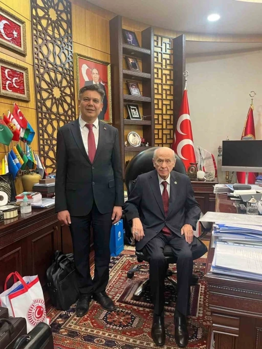 Başkan Durgut, MHP lideri Bahçeli’ye geçmiş olsun dileklerini sundu
