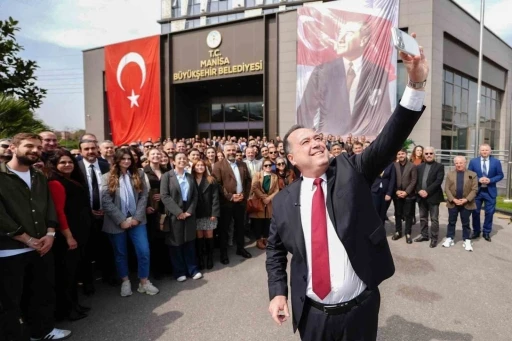 Başkan Dutlulu, B&uuml;y&uuml;kşehir ve MASKİ personeliyle bayramlaştı

