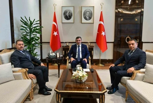 Başkan Ekinci, Sorgun’un su sorununu çözmek için çalmadık kapı bırakmıyor
