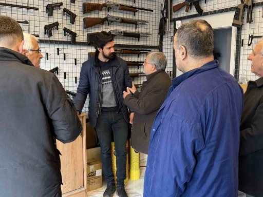 Başkan Ekrem &Ccedil;adır, esnaflarla bir araya geldi
