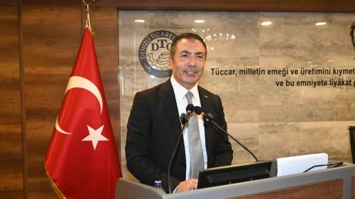 Başkan Erdoğan meclis üyelerine &quot;Biz bir aileyiz&quot; diye seslendi
