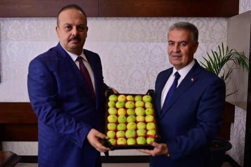 Başkan Erol’dan, Vali Canbolat’a festival daveti

