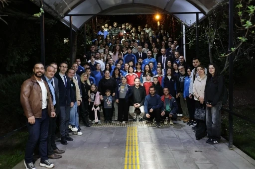 Başkan Eyüp Kahveci, Kütahya Belediyespor sporcularıyla iftarda buluştu
