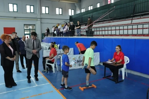 Başkan Ey&uuml;p Kahveci &ouml;ğrencilerle gelecek hedeflerini konuştu
