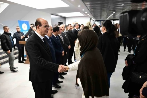 Başkan Ge&ccedil;it: "Başarılı hizmetlerimizin temelinde alın teriniz var"
