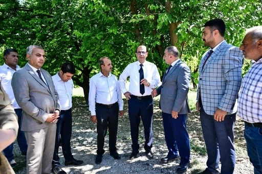 Başkan Geçit: &quot;Ekiplerimiz kırsal mahallelerde 7/24 çalışıyor&quot;
